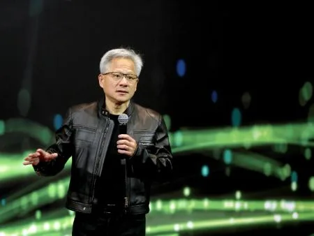 ESG每週必讀》算力即獲利！黃仁勳攜手台灣「節能黑科技」改寫AI賽局
