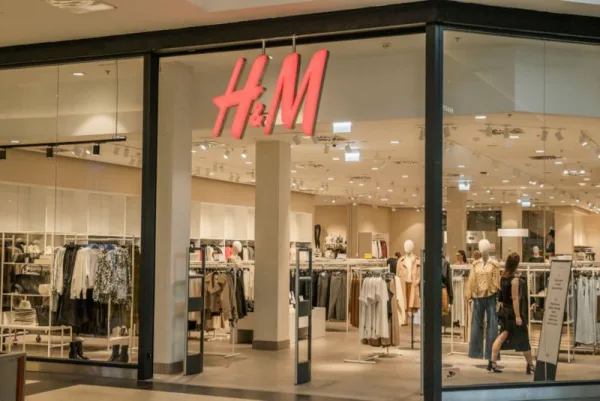 快時尚為何也賣舊衣？H&M搶攻二手大餅背後的商業算計