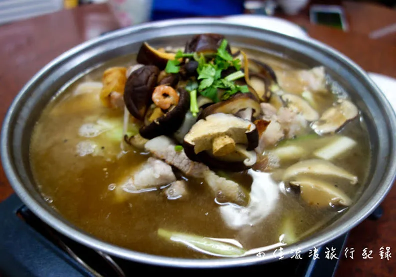 美味台灣古早味辦桌：雲林土庫川龍食堂