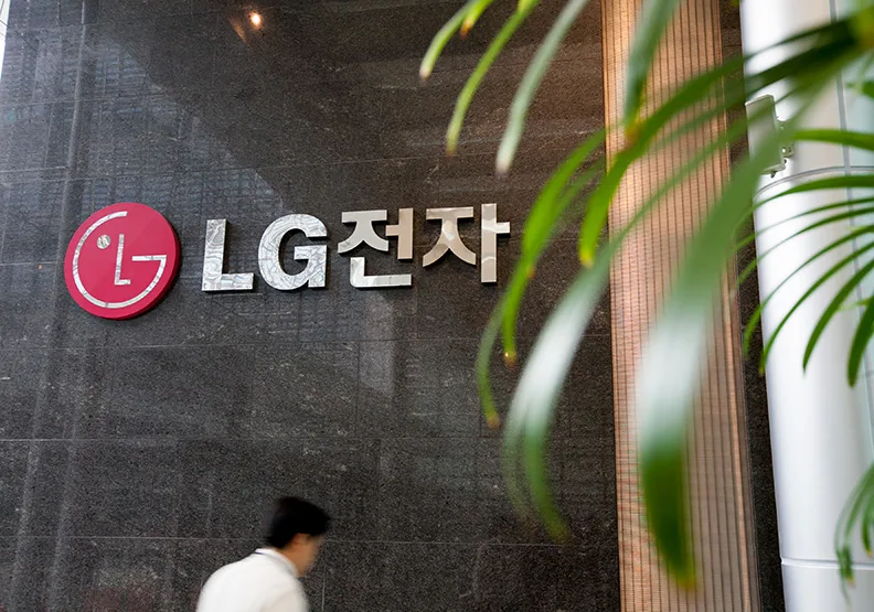 圖／韓國LG電子公司不堪連年虧損，今天宣布退出手機市場，將在7月底結束所有行動通訊相關業務。賴永祥攝。
