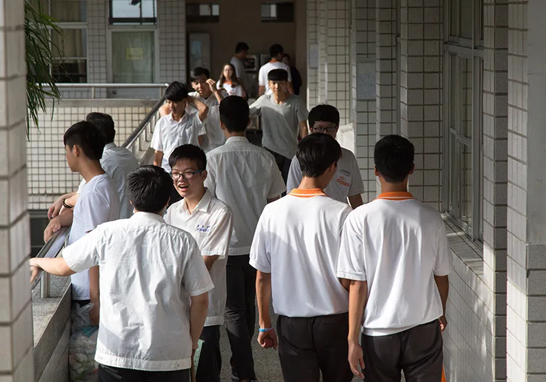 學歷貶值！重考生五年增二成七 考上台大電機還要重考