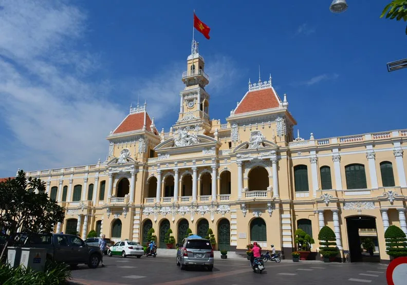 越南政治難題：改革或革命？