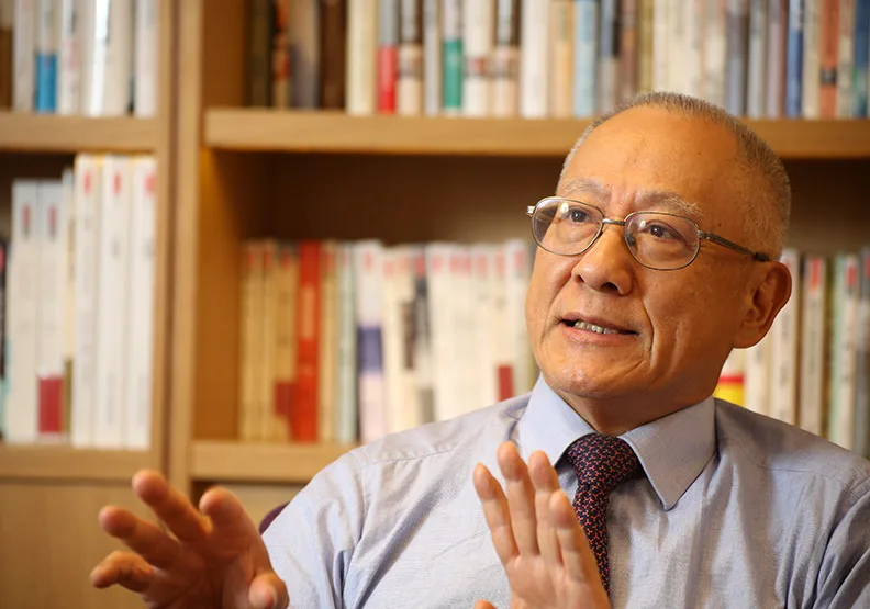 企管學者司徒達賢將40多年教學心得，集結成近10萬字的「講義」，並以電子版形式免費分享，成為開放共享式教育的先行者。陳之俊攝