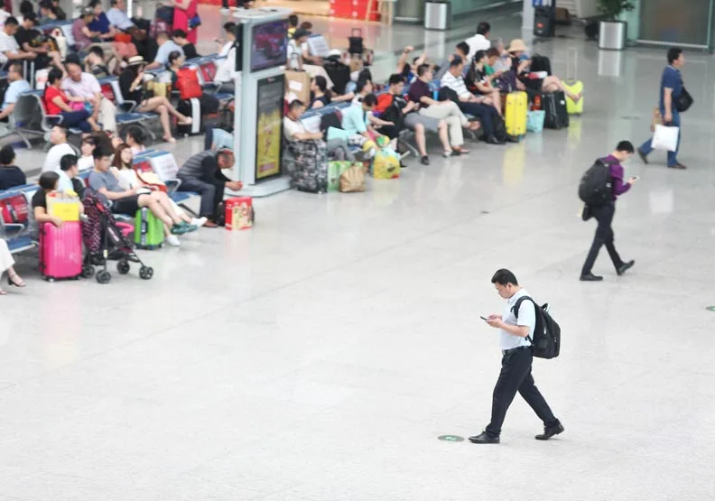 路透調查：中國今年經濟成長6.2%，30年新低