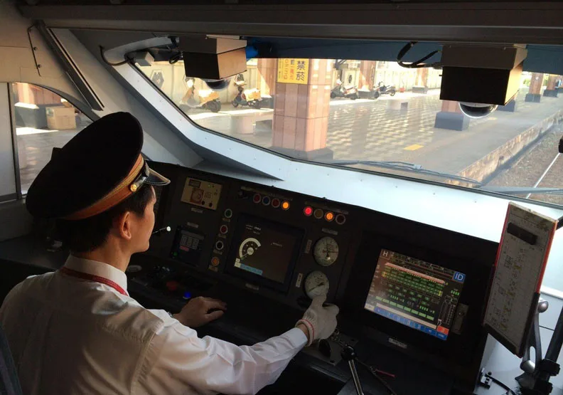 台鐵列車駕駛室，圖非當事人車。圖由台鐵提供