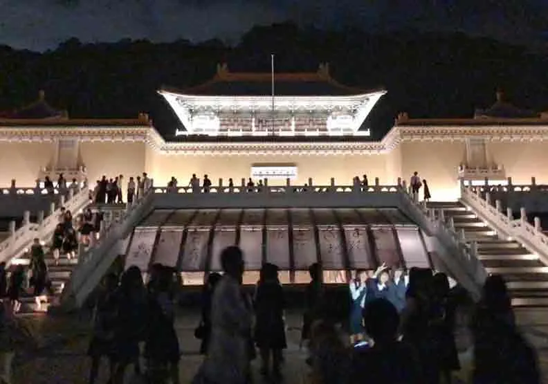故宮擬閉館三年。