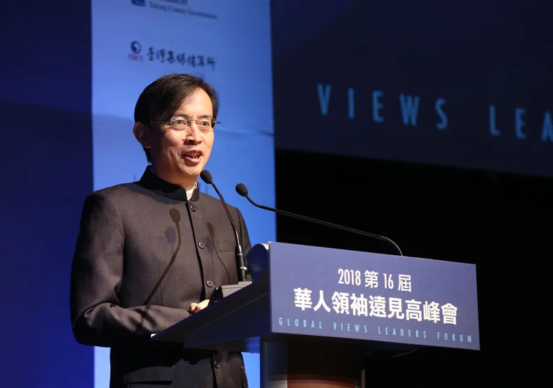 「2020遠見高峰會」大會主席之一楊振宇，今年透過影片分享對疫情的觀察。資料畫面：張智傑攝影。