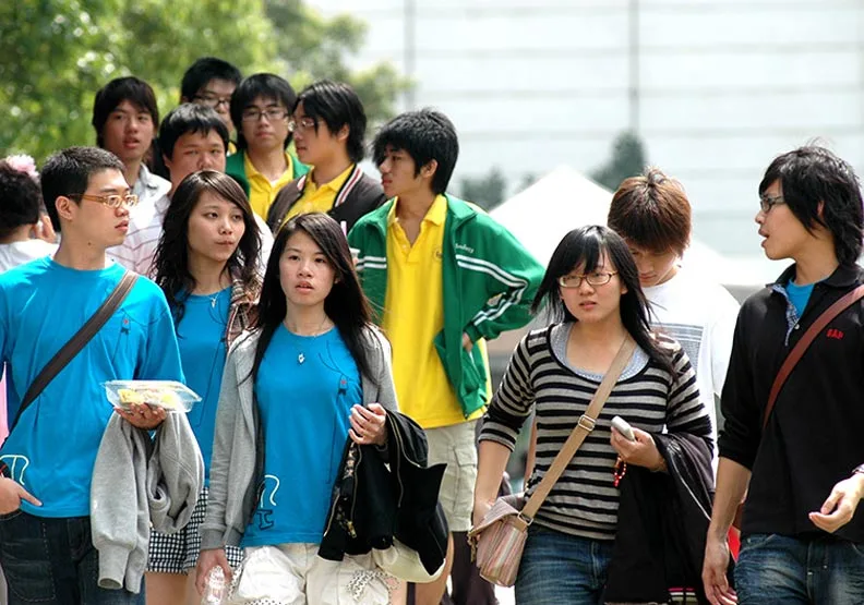 當學測名額占該系9成時，指考生成績會更好