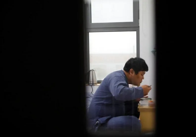 工作壓力實在太大！韓國人選擇去監獄放鬆