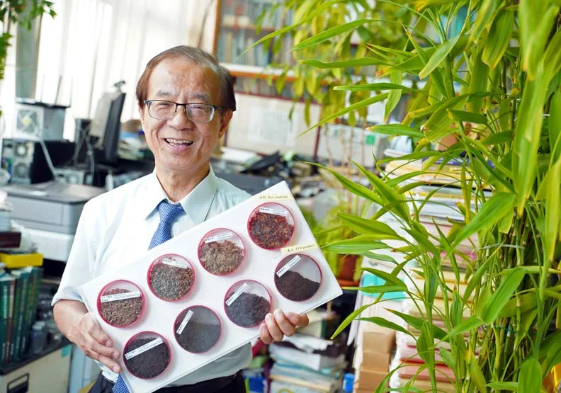 中央研究院院士、中興大學土壤環境科學系中興講座教授楊秋忠。