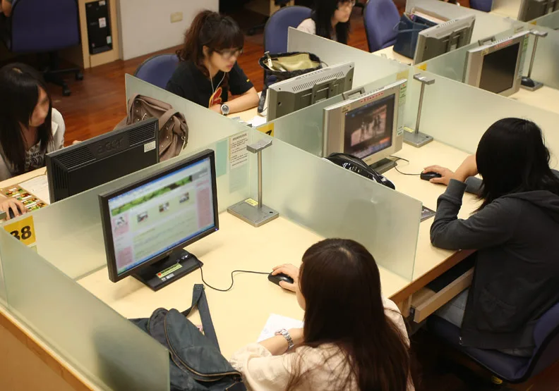準大學生選校的評價標準正發生改變。資料照，蘇義傑攝