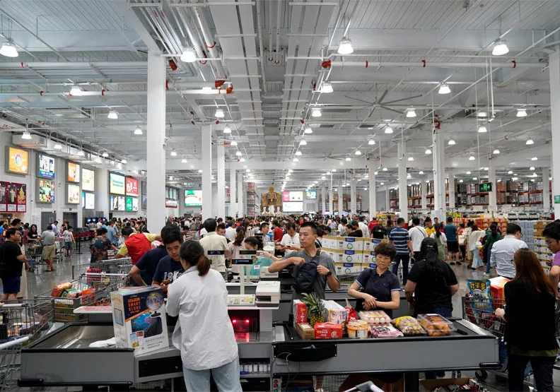 圖／美式賣場Costco（好市多）今天（25日）邁入第三屆的「黑色購物節」。達志影像