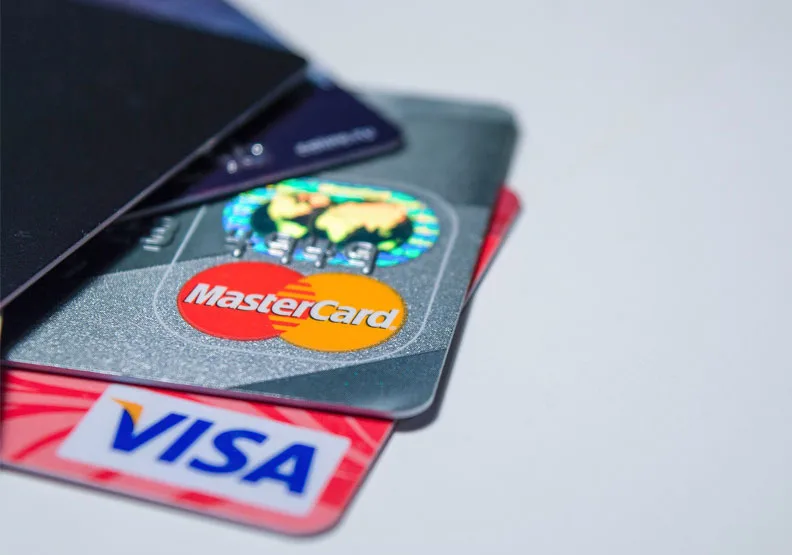 鎖定中小企業金流控管痛點，VISA、萬事達卡2大支付品牌推虛擬信用卡。僅為情境配圖，取自Pixabay
