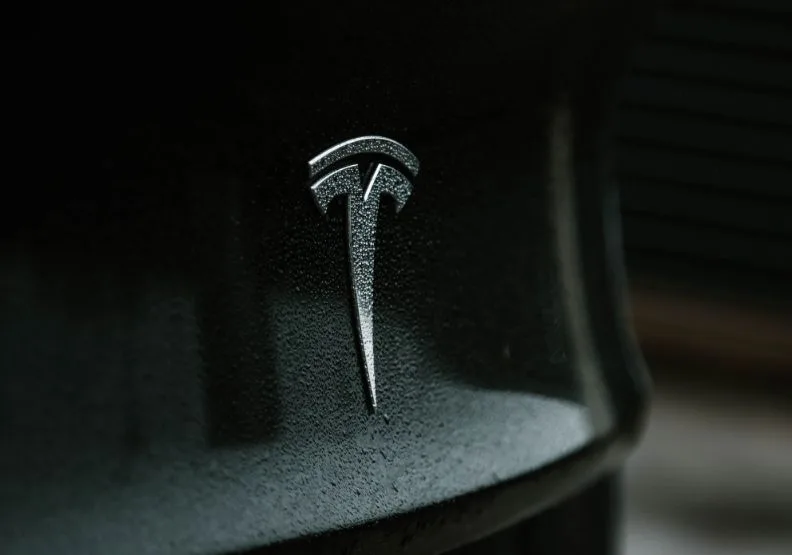 特斯拉4月9日官宣將在上海新建「儲能超級工廠」。unsplash