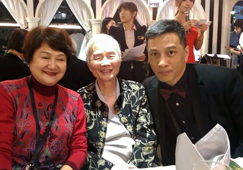 圖／東元阿嬤林明穱（中）、外孫黃育仁（右）。取自林長良臉書