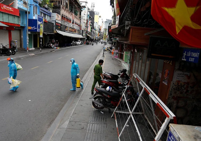 越南人可能從來沒有想過，當地的疫情會突然如此嚴重。AFP