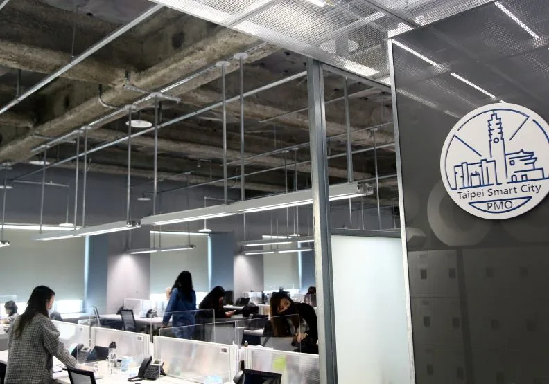 圖／2021縣市競爭力調查方法。圖為台北市府工作情景。陳之俊攝