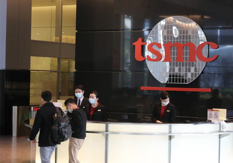 台積電不斷採用新技術，帶動日德材料大廠來台擴產與台積電合作。蘇義傑攝