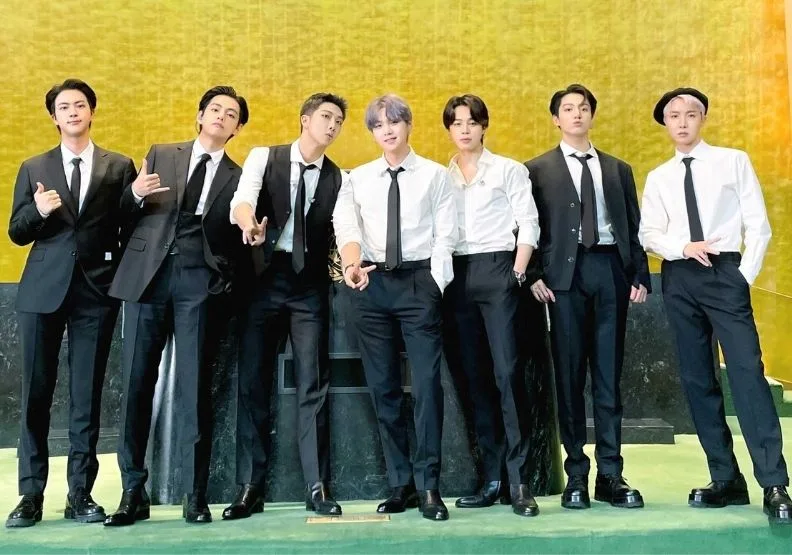 BTS成團九週年之際，竟釀「單飛不解散」傳言，震驚全球粉絲。圖取自BTS官方推特