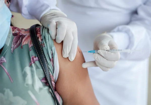 公費流感疫苗10月1日開打：11大類對象資格一次看，還能拿健康幣