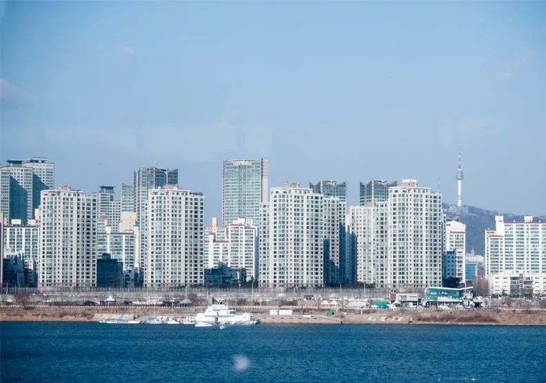圖／這兩年來房市漲幅超越新加坡與香港的韓國，終於稍見緩和趨勢。賴永祥攝