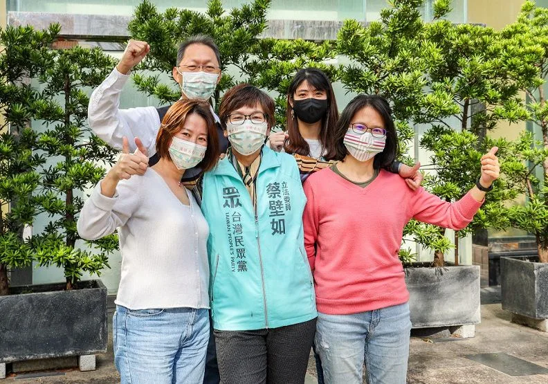圖／立委蔡壁如和辦公室同仁全台走透透，為環境永續發聲。