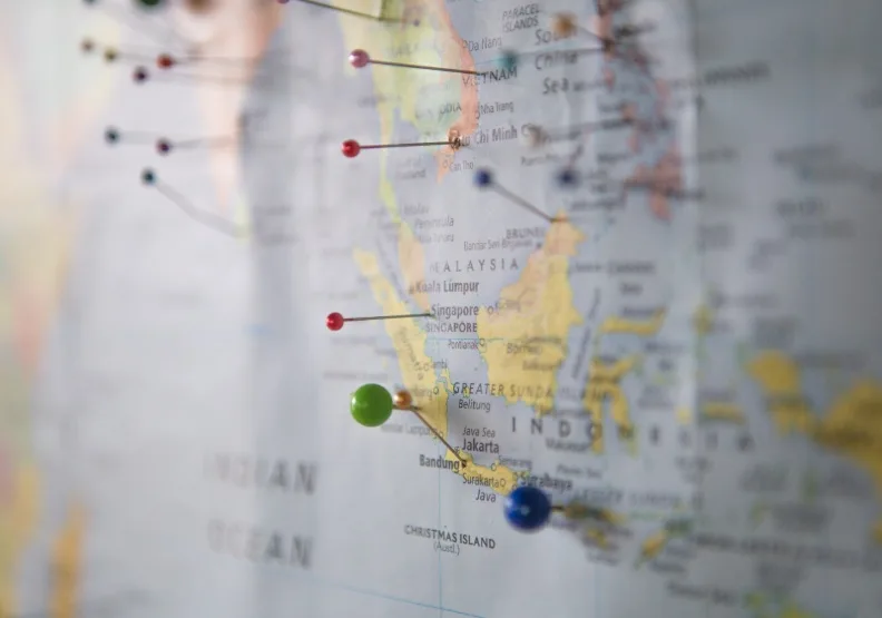 圖／ 2022亞太企業永續評比出爐。取自Photo by Z on Unsplash。