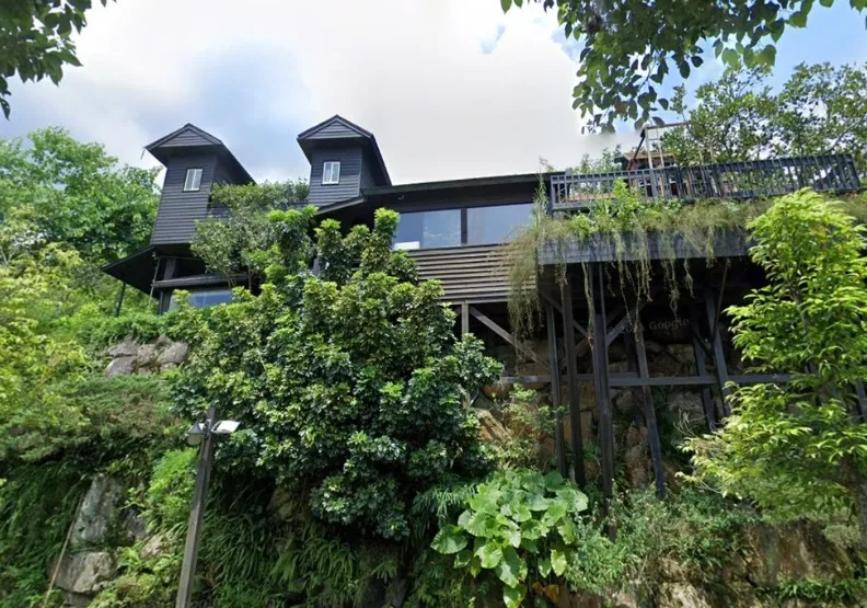 圖／新北市知名景觀花園餐廳「花岩山林」。取自google