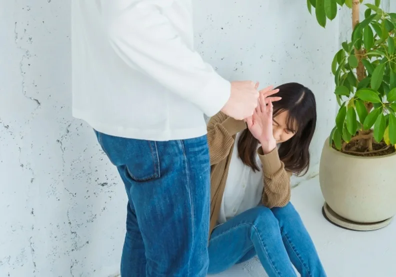家暴通報飆升！親密關係「分手前後」最危險，專家揭恐怖情人7特徵