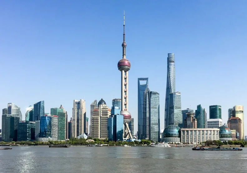 上海穩坐中國收入最高的城市。Unsplash by Ralf Leineweber