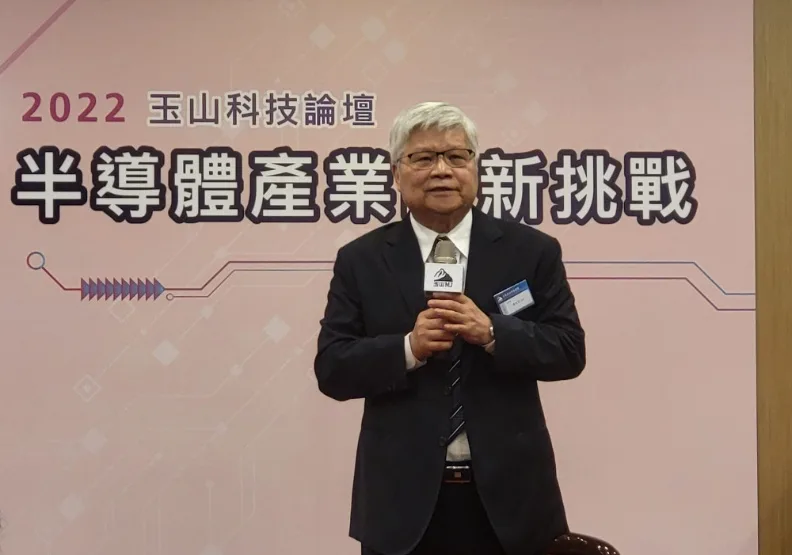台積電總裁魏哲家在美國新廠移機典禮之後，首度對外回應「去台化」輿論。李建興攝