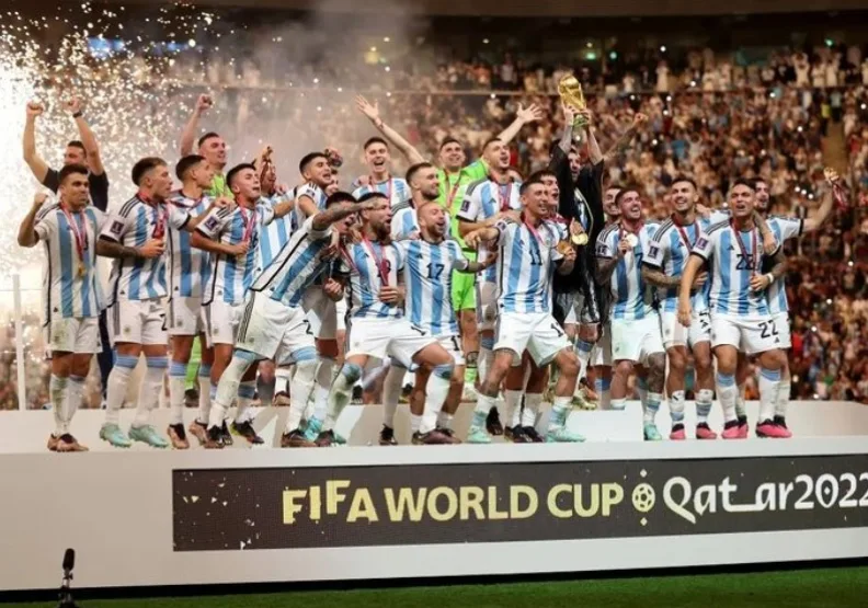 世足冠軍阿根廷的經濟困境如何解？圖片來源／afaseleccion IG