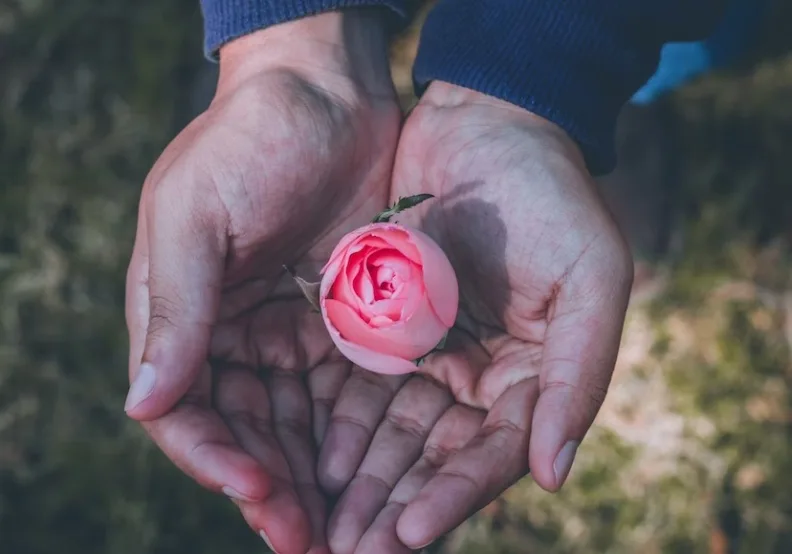 《孩子越倔強，我越溫柔》／僅為情境圖，取自unsplash