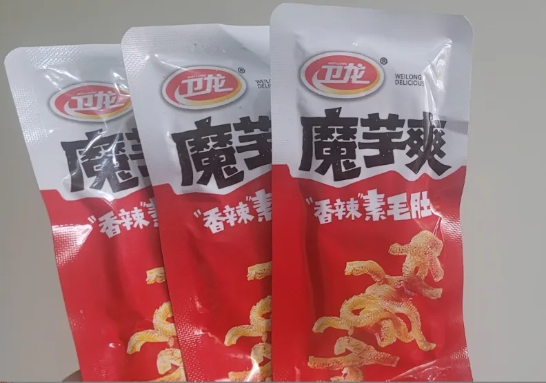 圖／校園學生間口耳相傳，爭相網購的「魔芋爽」，是校園很夯的零食。聯合新聞網提供