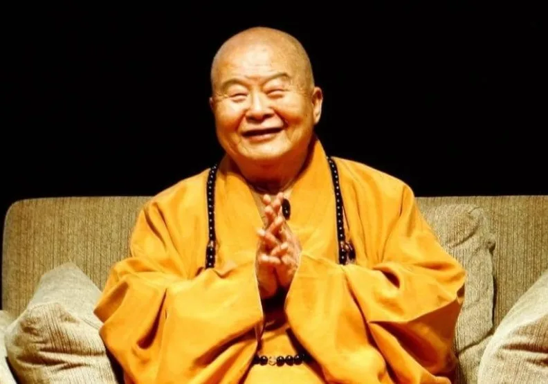 星雲大師2014年曾透露，自己估計約有2000多萬台幣個人財產，都已全部捐作公益信託教育基金。佛光山西澳道場官網