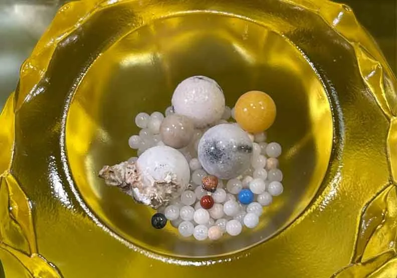 佛光山證實星雲大師留下無數舍利，其中不乏五彩斑斕的結晶體。佛光山提供
