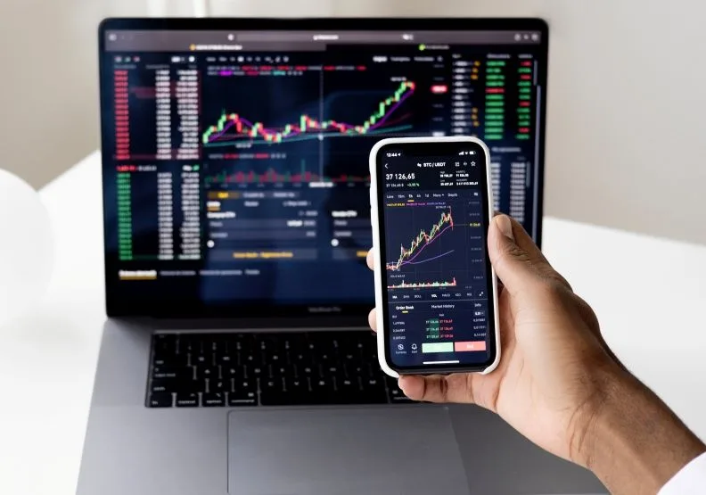 針對高股息 ETF 的三項領息權益，目前仍有許多投資人搞不清楚。僅為情境配圖，取自Pexels