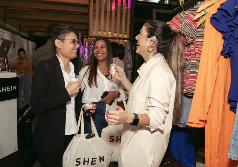 中國快時尚品牌SHEIN亟需銀彈供城掠地，是否能成功赴美IPO仍待觀察。取自Twitter@SHEIN_News