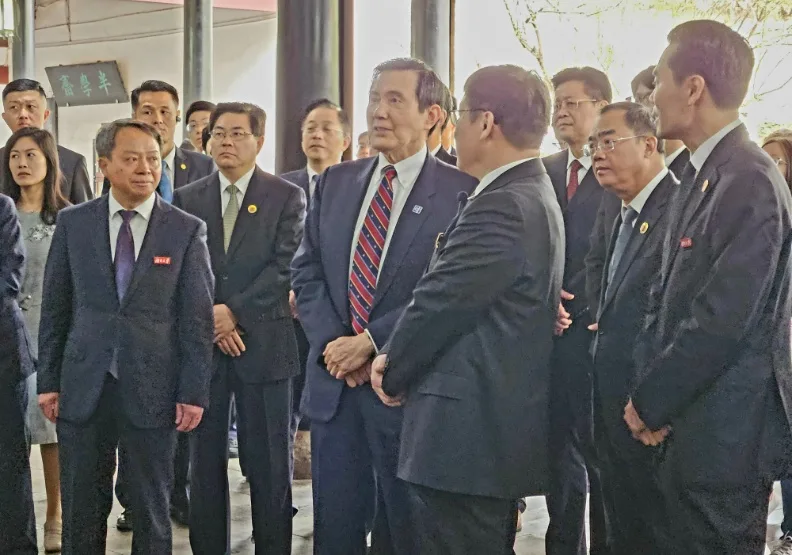前總統馬英九參訪湖南大學。廖元豪提供