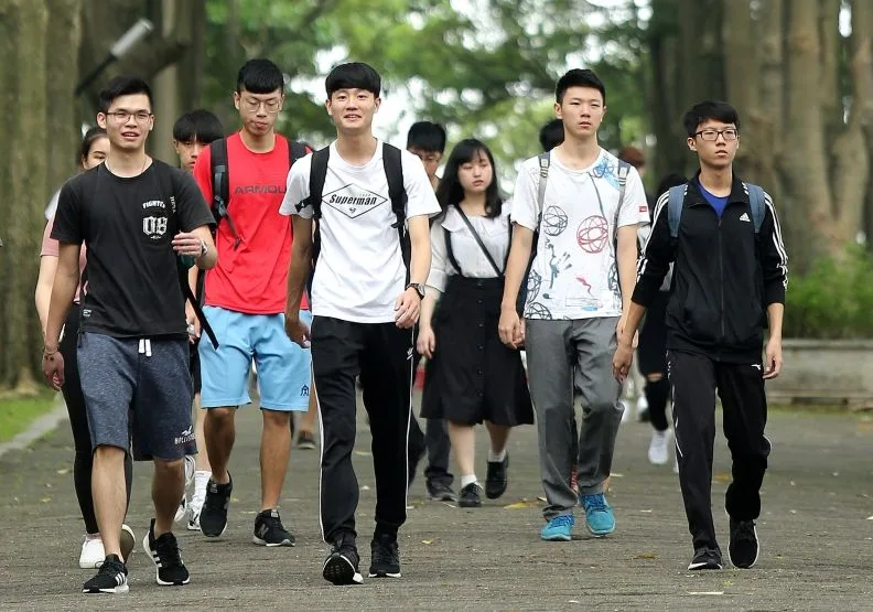 私立大專校院學雜費減免政策將於2月上路，每學年減免新台幣3.5萬元。（僅為情境圖非內容畫面）張智傑攝