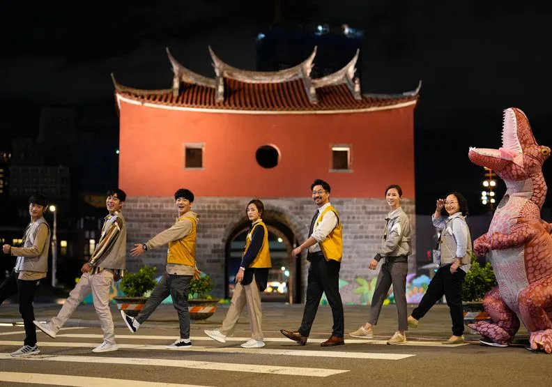 《人選之人—造浪者》精湛詮釋出每一個幕僚背後的辛酸血淚。Netflix