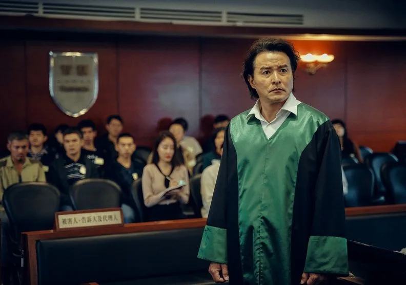 李銘順演技活靈活現，讓角色整個立體起來。鏡文學