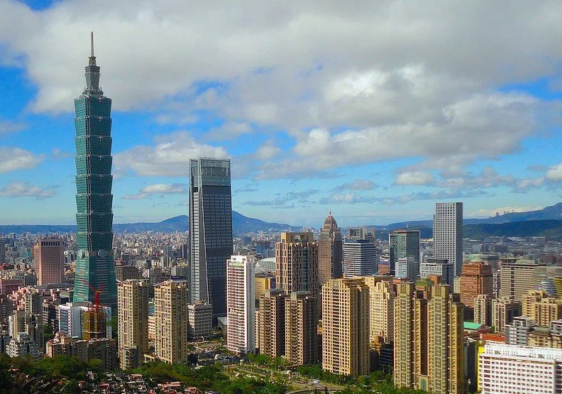 台北被評比為全球第4安全的城市，有一群最友善的台灣人。Heeheemalu