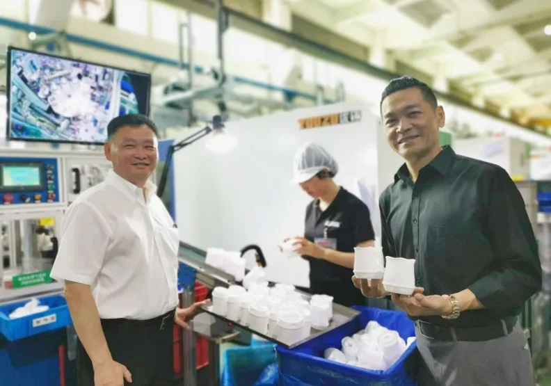 廣州凡而兩兄弟張永昌（左）、張旭輝，以高品質製造贏得客戶信任。邱莉燕攝