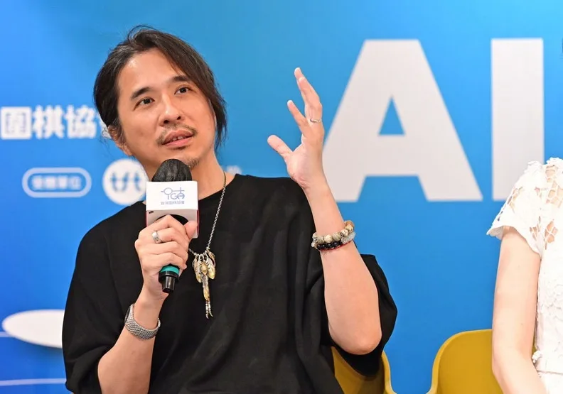 葉丙成表示，AI 人才不足是台灣接下來幾年要解決的重要課題。取自臉書＠葉丙成（Benson）