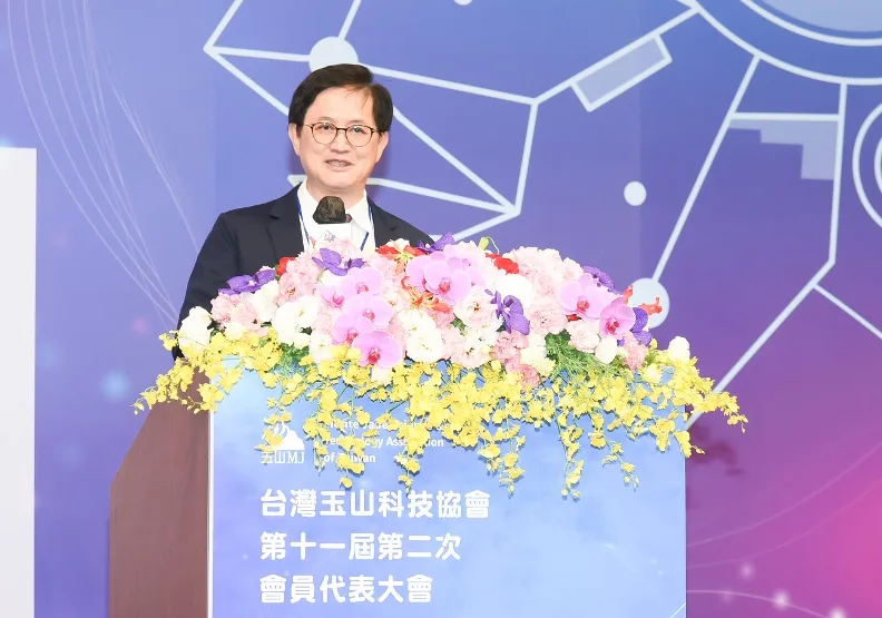 和碩科技董事長童子賢，總結近期產業風風火火討論的AI人工智慧議題，「得AI者，得天下」。玉山科技協會提供