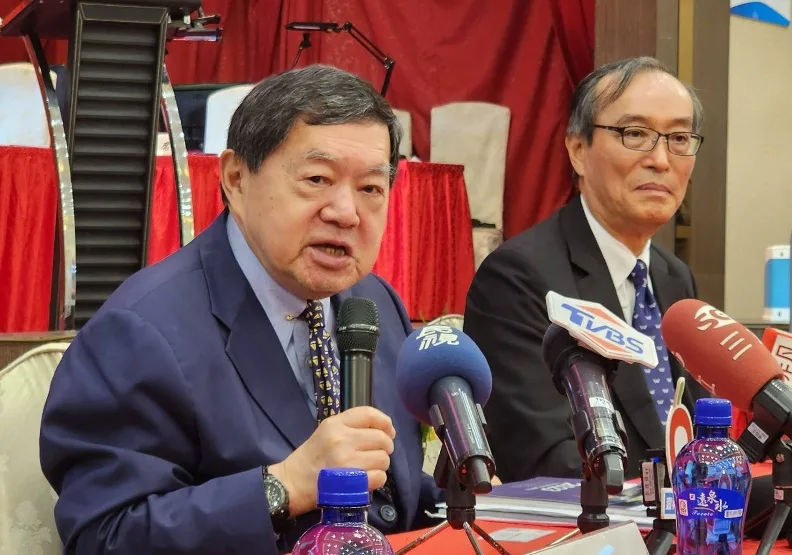遠東集團大家長徐旭東親自出面回應與國泰世華銀行的SOGO卡爭議。廖君雅攝