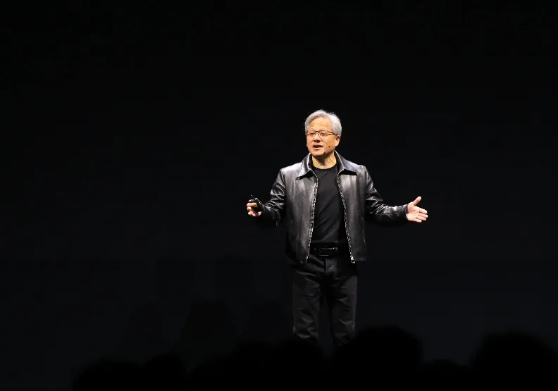 黃仁勳不戴手錶，是因為他認為「現在」「專注當下」是最重要的。張智傑攝