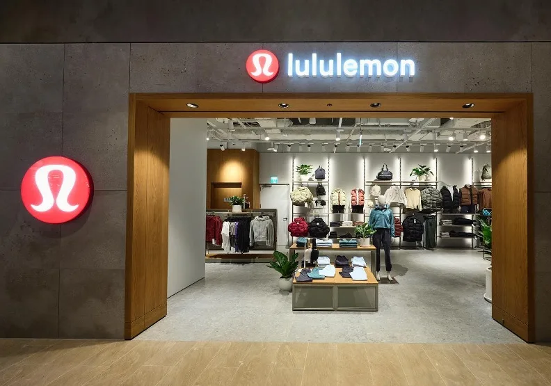 加拿大運動服飾企業lululemon市值已達近460億美元，遠超大牌愛迪達。取自lululemon Taiwan臉書