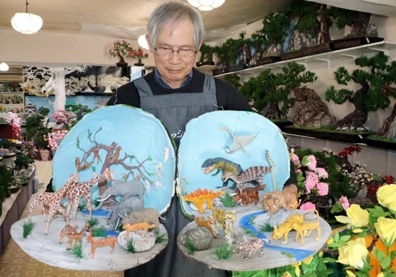 藤田爺爺70歲開始自學創作，所有的作品都是「衛生紙」製成。取自中国新聞デジタル 